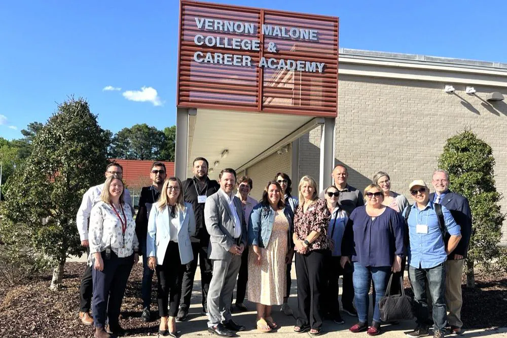 Wake Tech welcomes a delegation of officials from Moldova.