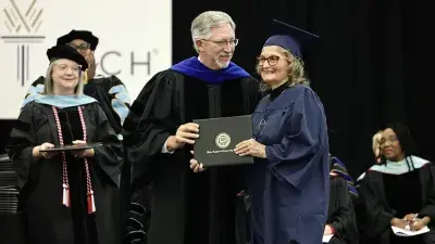 Wake Tech President Dr. Scott Ralls speaks at the commencement ceremony.