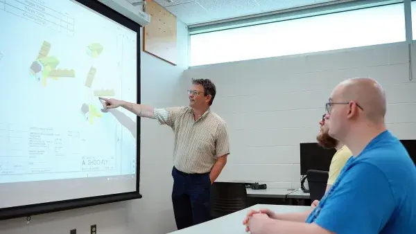 Dr. John Spevacek teaches an engineering class.